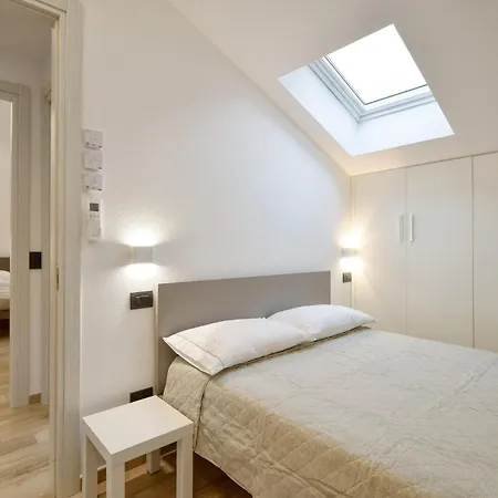 2 Bedroom Awesome Apartment In Moneglia Apartment *