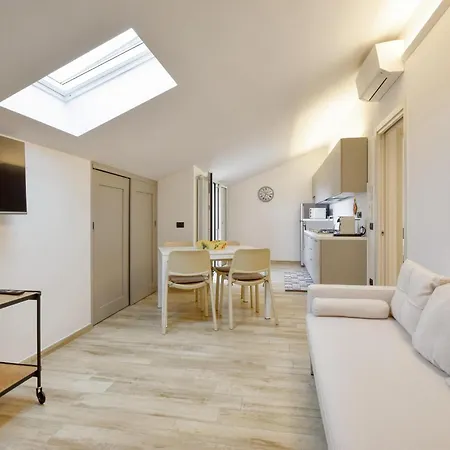 Beautiful In With Kitchen Daire