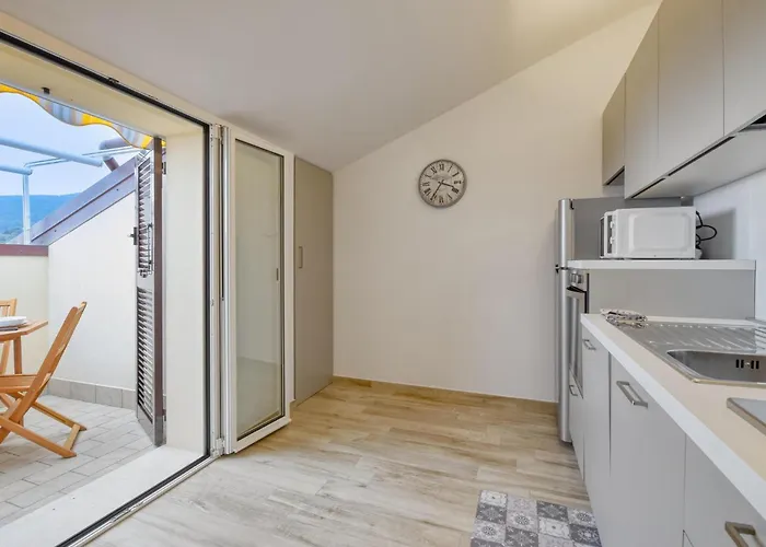 Lägenhet 2 Bedroom Awesome In